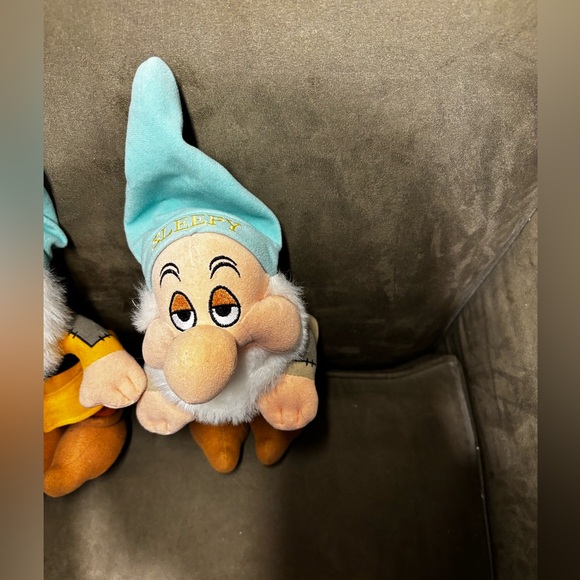 Pair of Disney Dwarves Bashful and Sleepy 8” Plush - Picture 3 of 4